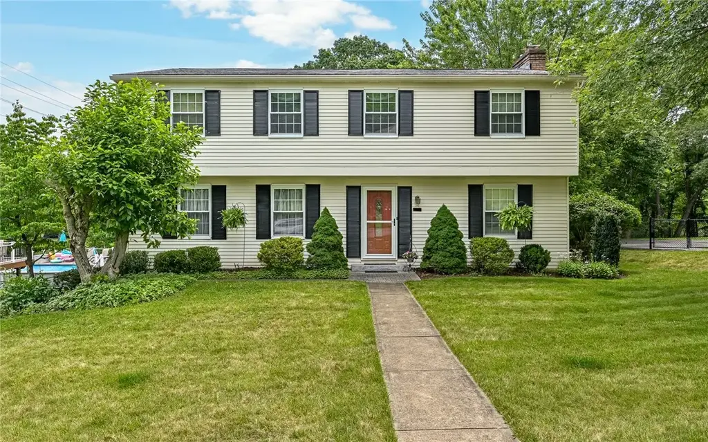 220 Kinvara Drive , Ross
