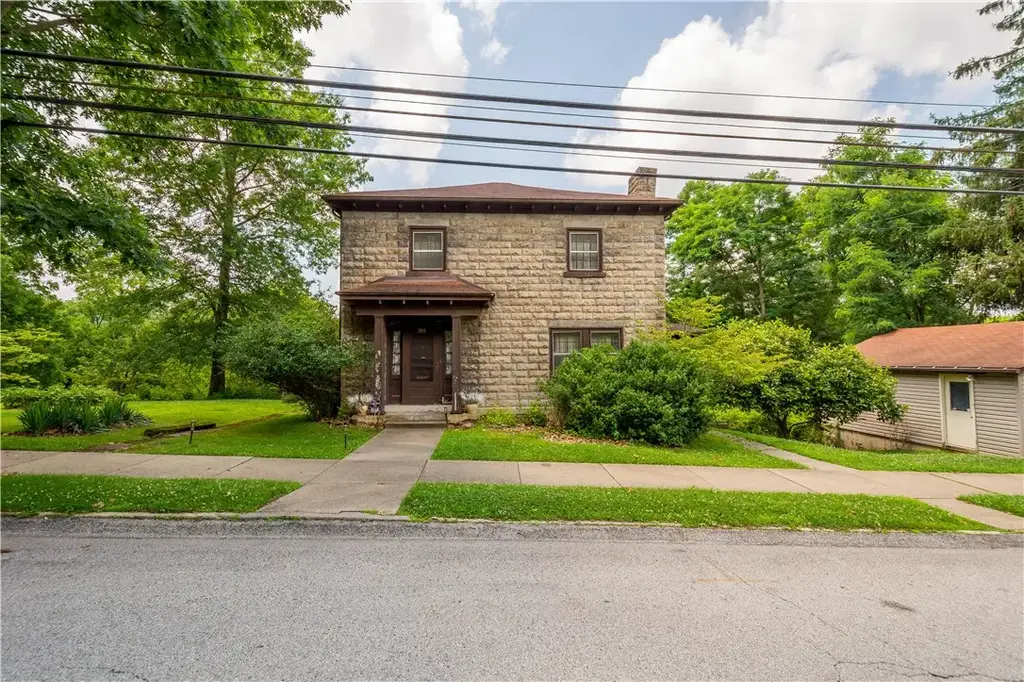 201 Dewey Avenue , City of Washington