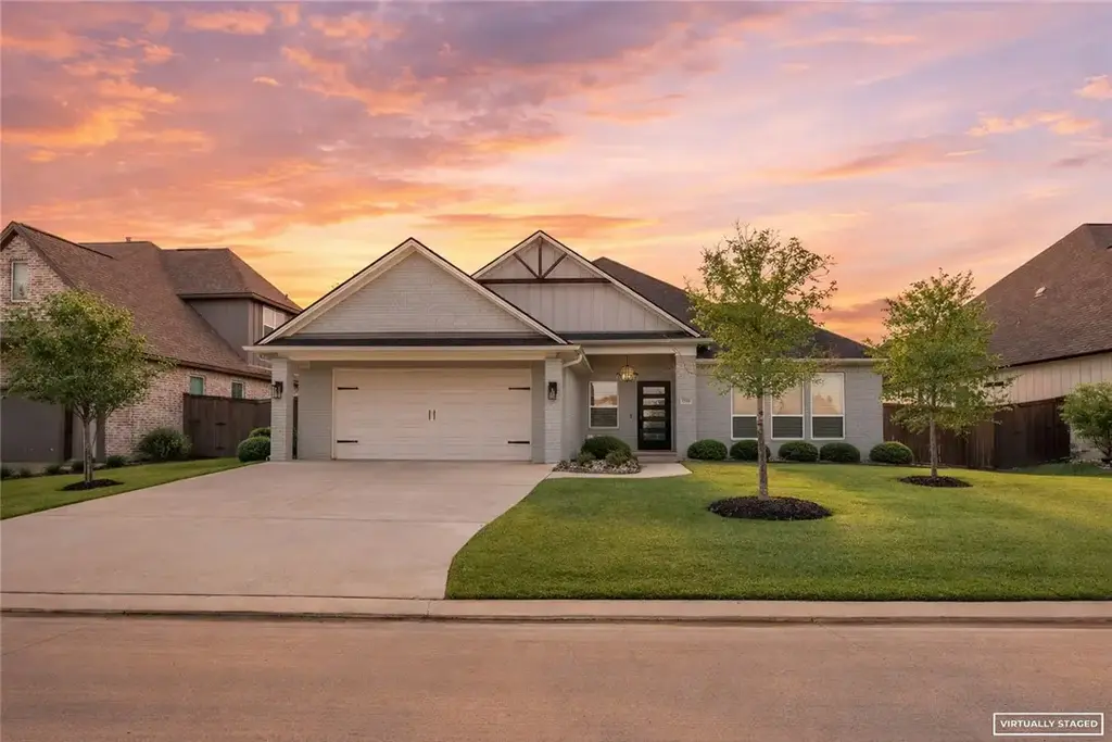 1736 Blanco Bend Drive, College Station