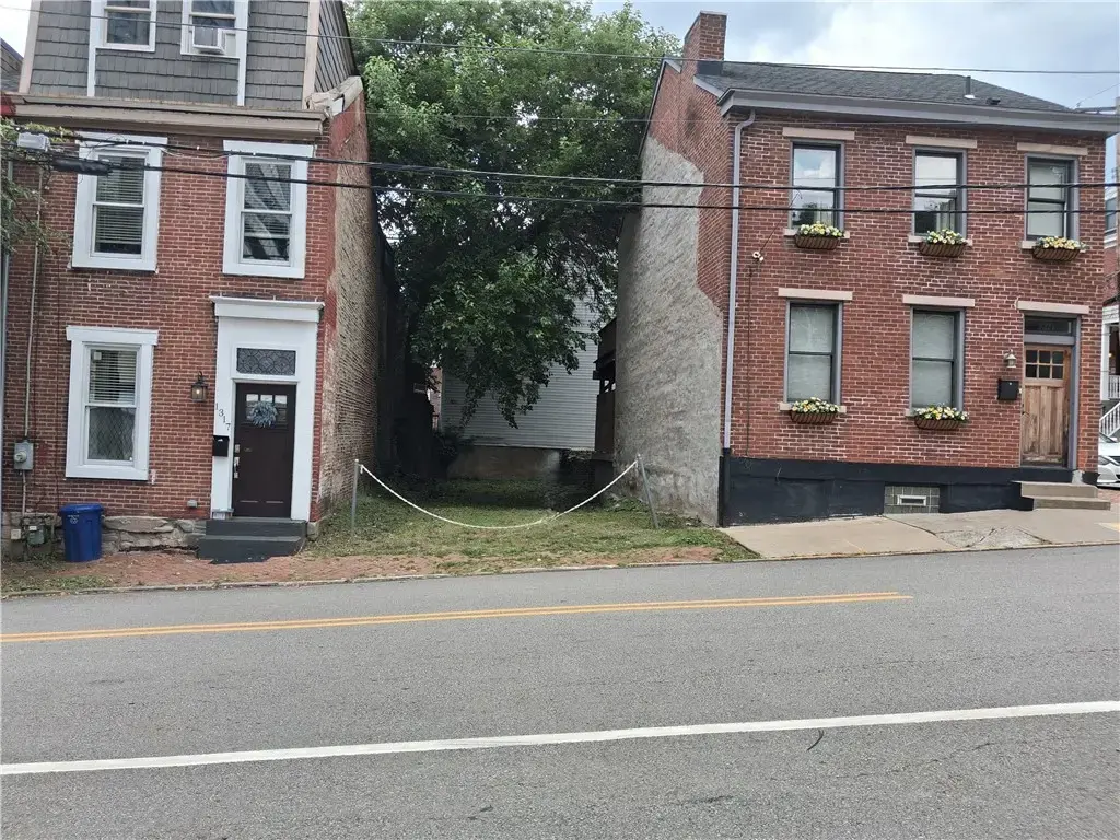 1319 Sandusky Street , Central North Side