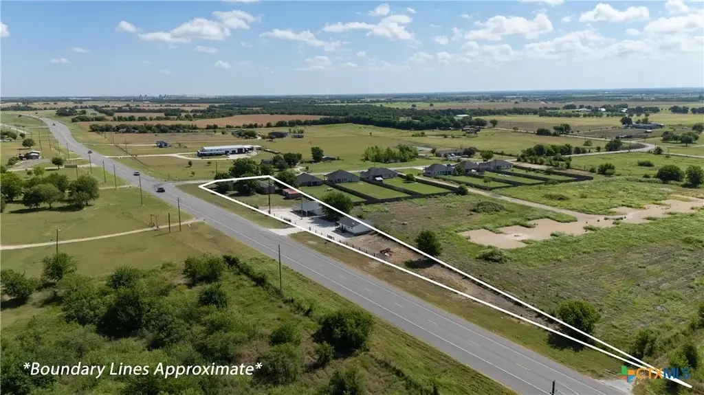 7593 State Highway 95, Temple