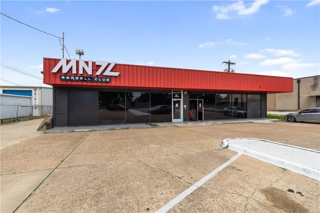 1700 E Villa Maria Road, Bryan