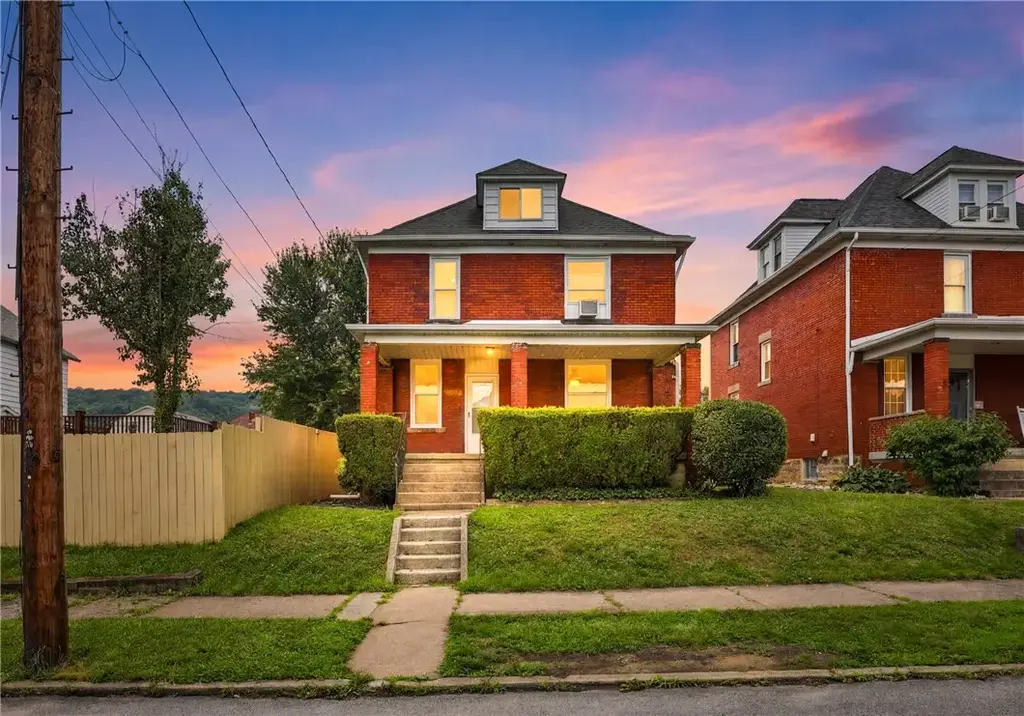 1227 Sycamore Street , Connellsville