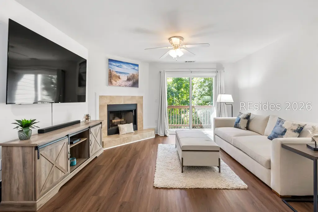 50 Yacht Cove Drive 324, Hilton Head Island