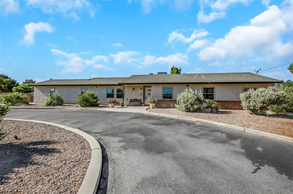 2715 E Hacienda Avenue, Las Vegas