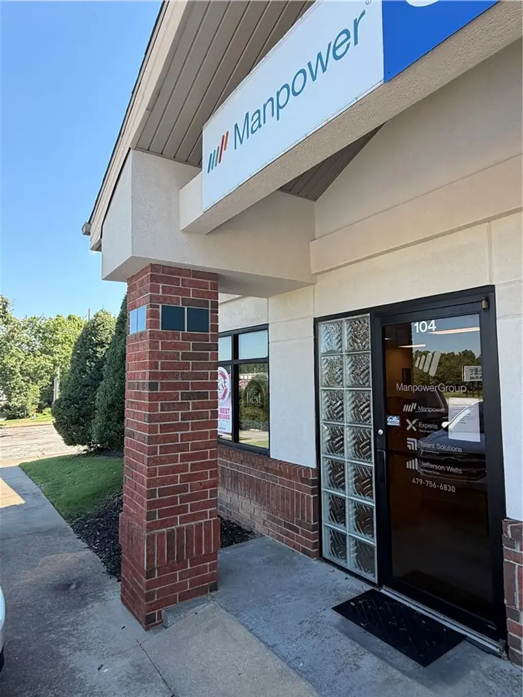 3291 S Thompson Street A104, Springdale