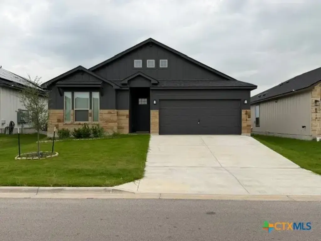 8918 Trungle Road, Temple