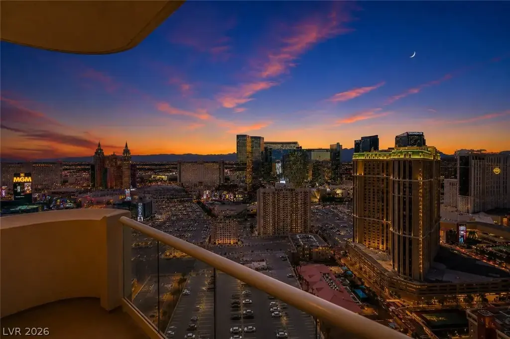 145 E Harmon Avenue 3205, Las Vegas