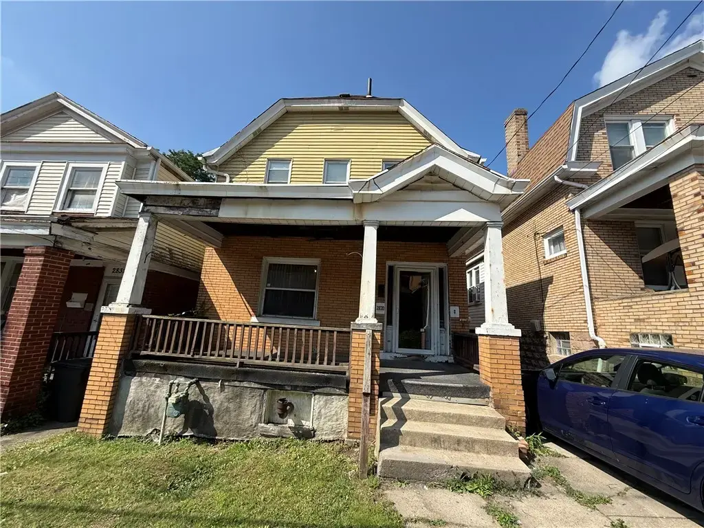 2830 Brentwood Avenue , Brentwood