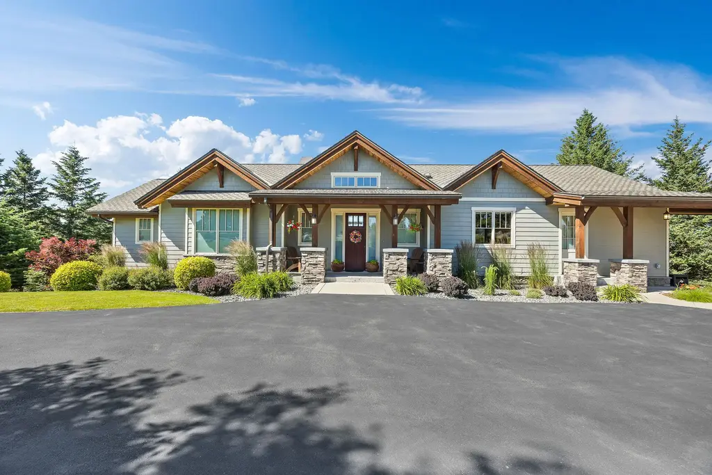117 Southlake Crest, Polson