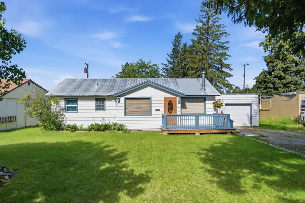 1428 4th Avenue W, Columbia Falls