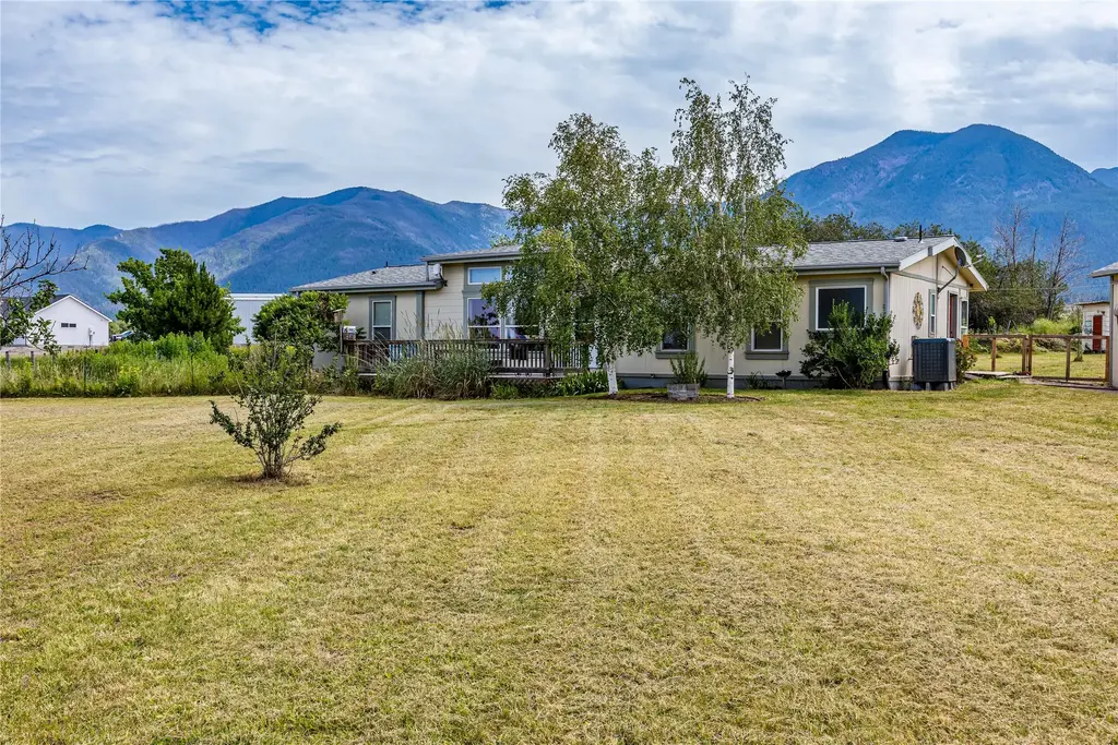 26560 Us Highway 93 N, Arlee