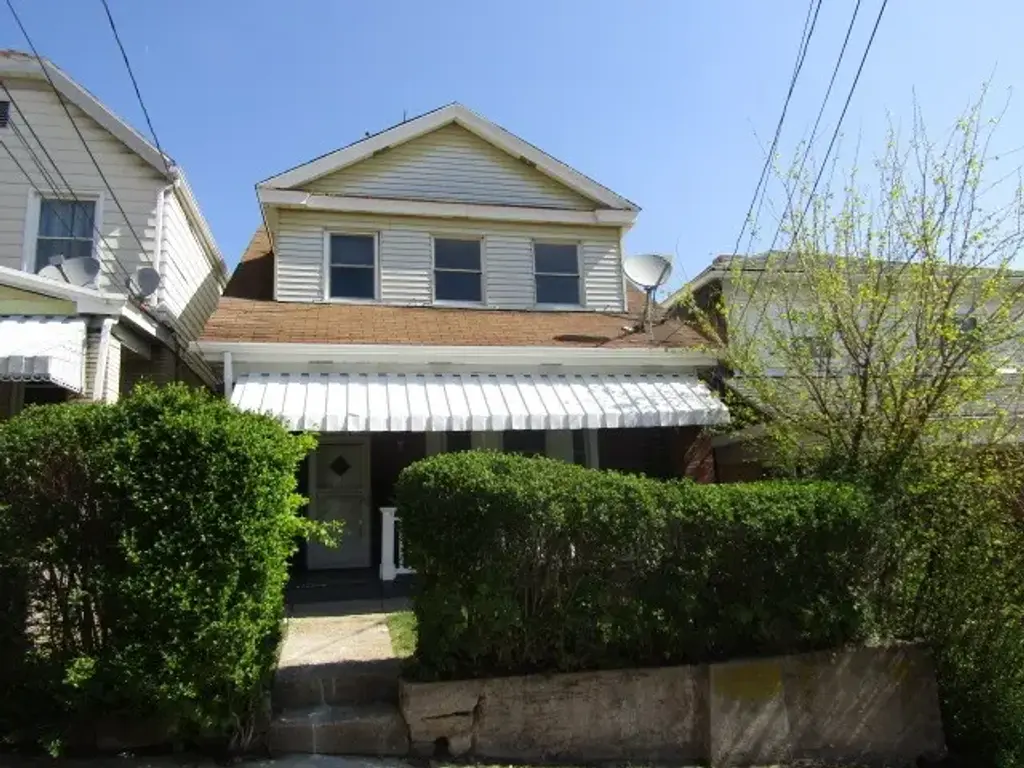 327 Quincy Avenue , Mt Oliver
