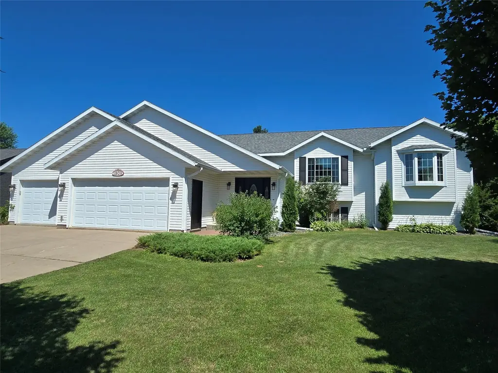 1509 Sabrena Court, Rice Lake