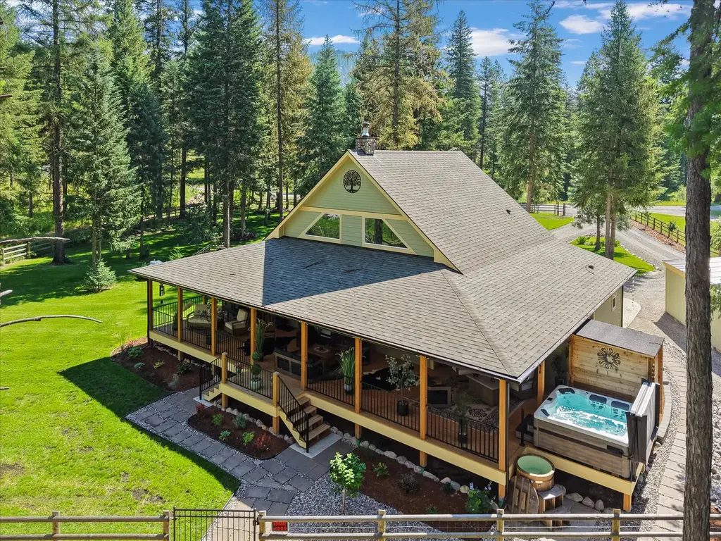 218 Quarter Circle Cross Drive, St Regis
