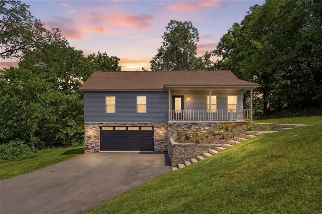 2388 Ridge Road Extension , Economy