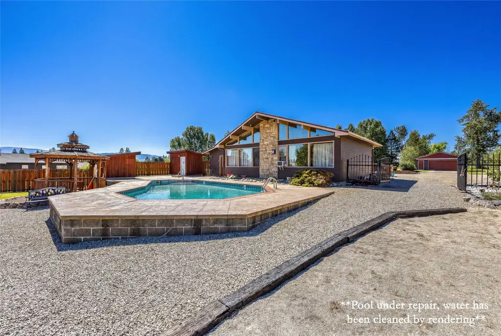 3960 Houk Way, Stevensville