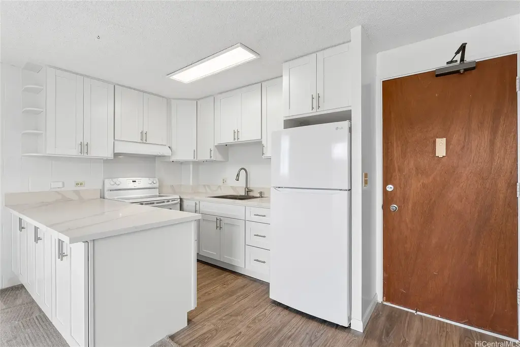 (unit #1106) 737 Olokele Avenue, Honolulu