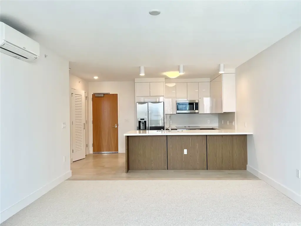 629 Keeaumoku Street # 2406, Honolulu