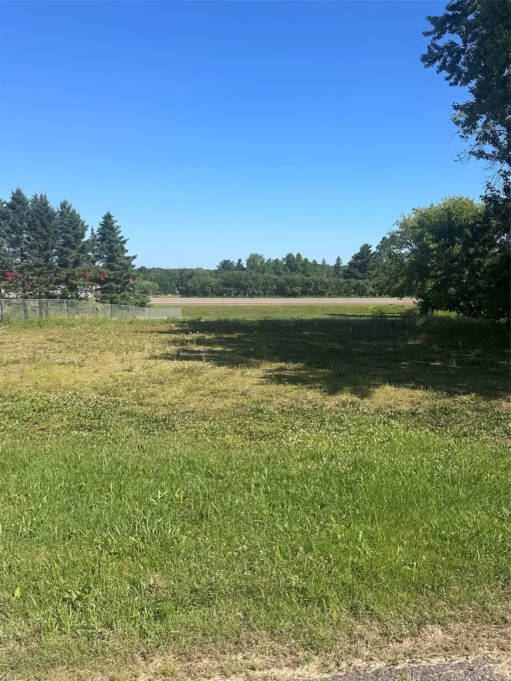 200 W Elm Street, Birchwood