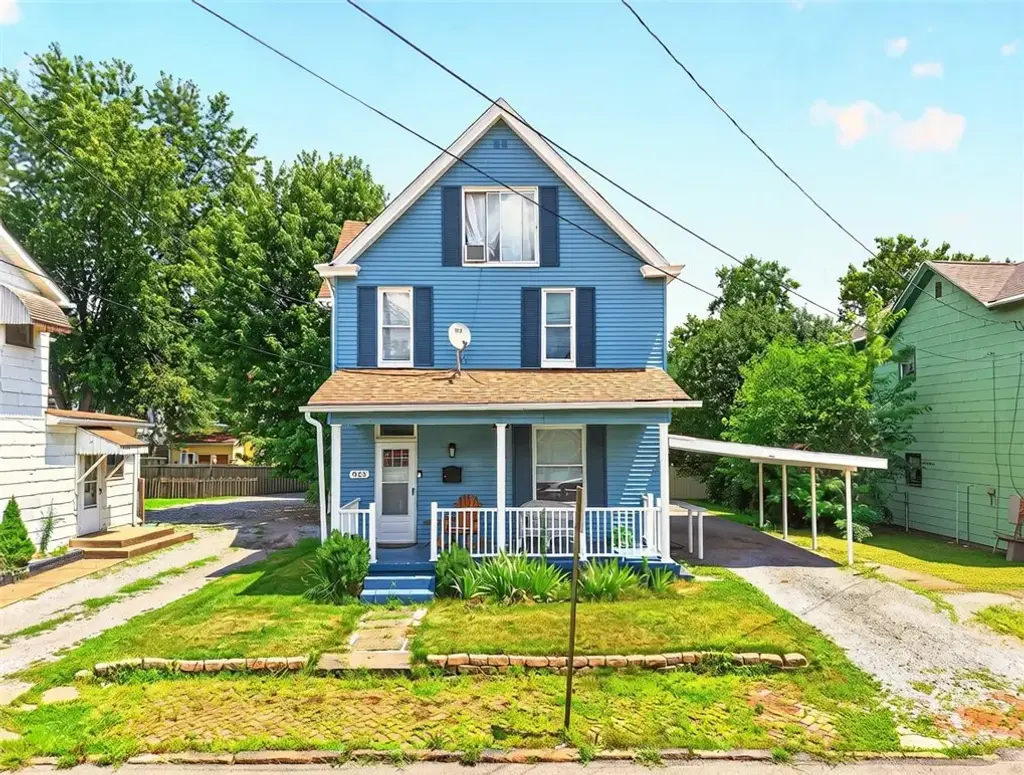 923 9th Avenue , New Brighton
