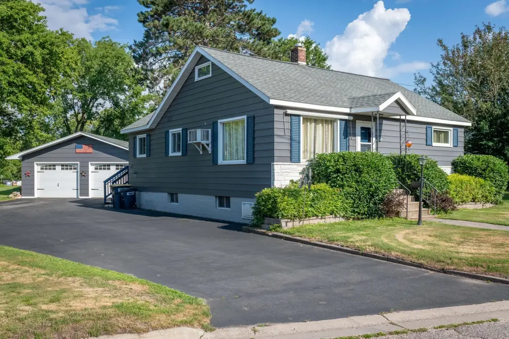 512 Pelham St N, Rhinelander