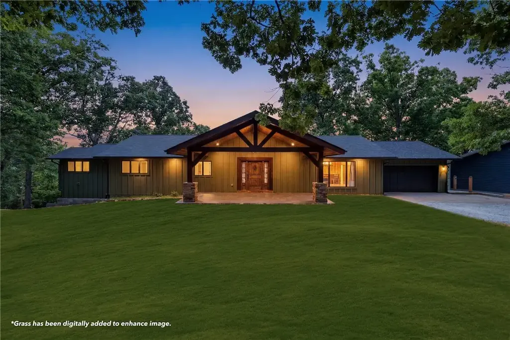 3707 Mundell Road, Eureka Springs