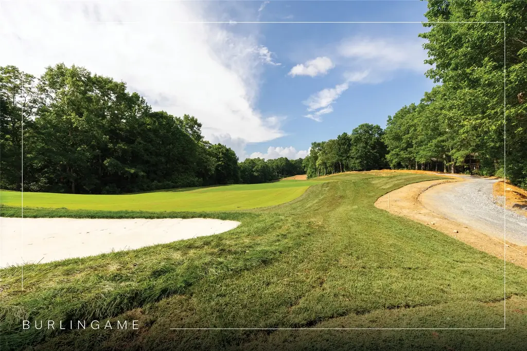 11er Beaver Dam Road, Sapphire