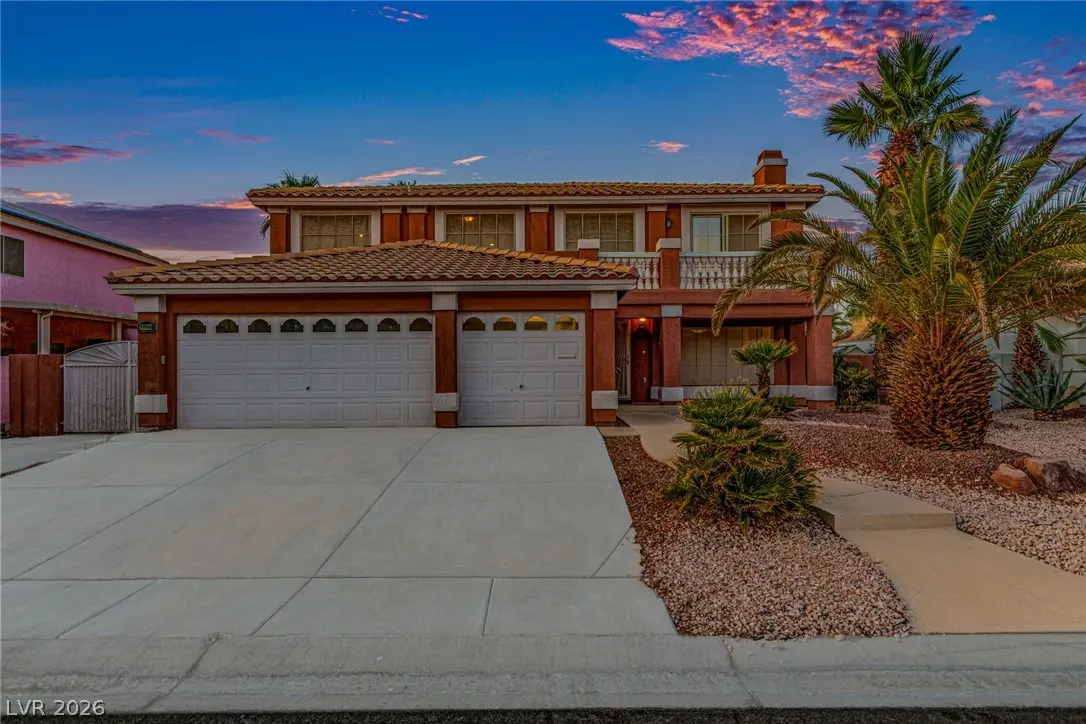 Photo of Listing #2800311