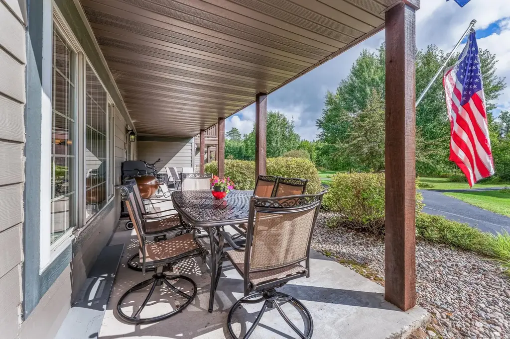 2012 Wild Eagle Ln # 127, Eagle River
