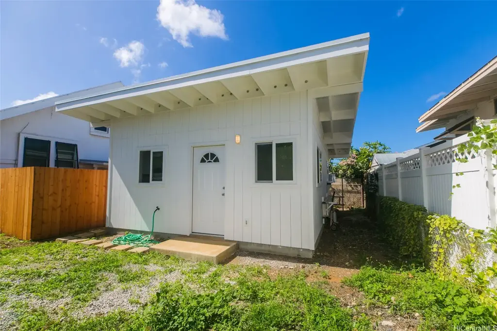 3052 Hinano Street # Back, Honolulu