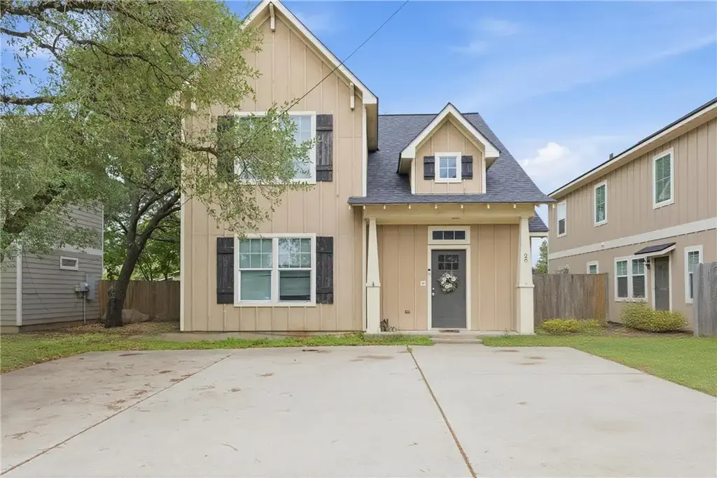 205b Sterling Street, College Station