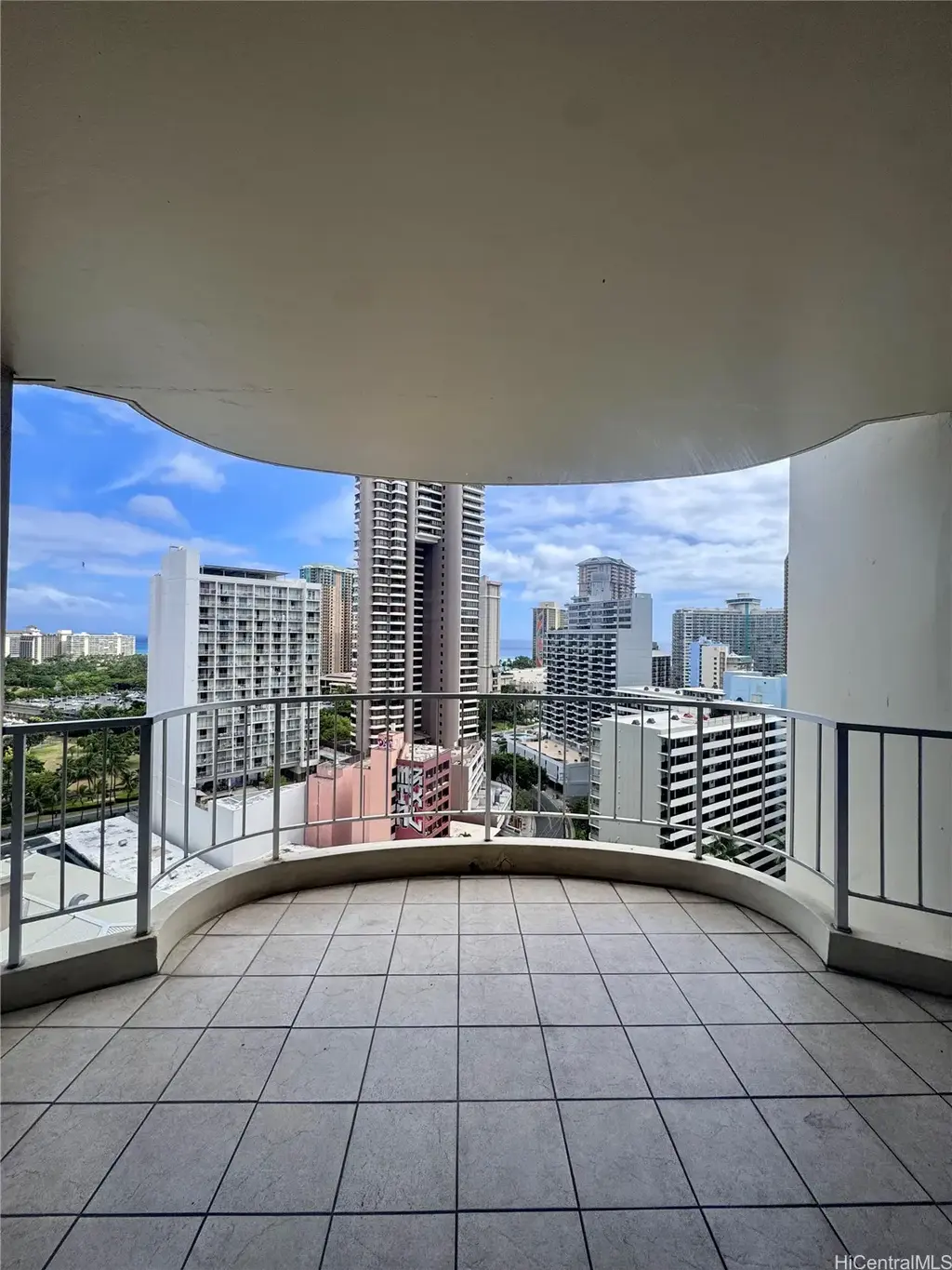 469 Ena Road # 2011, Honolulu