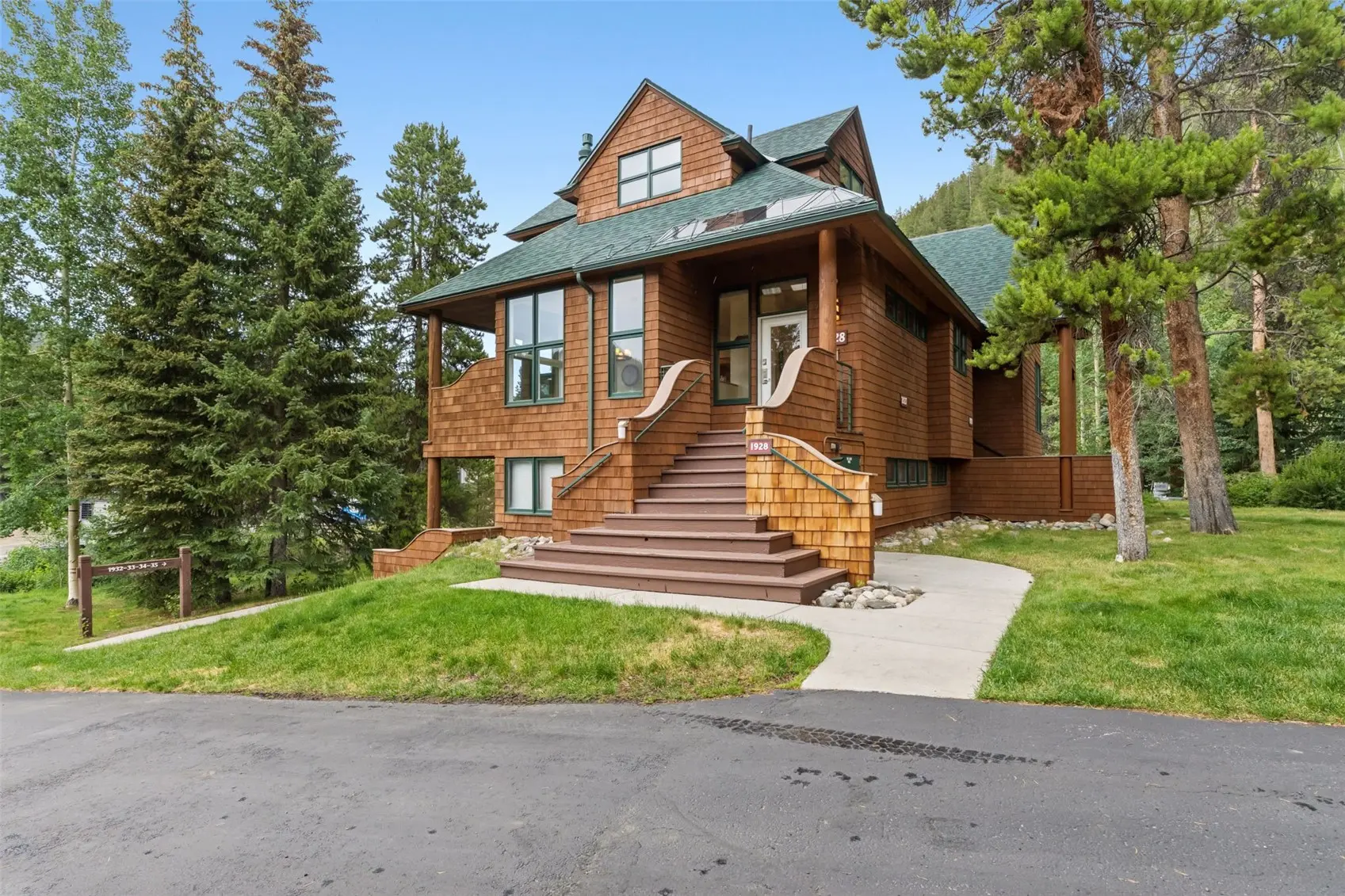 2027 Soda Ridge Road 1928, Keystone