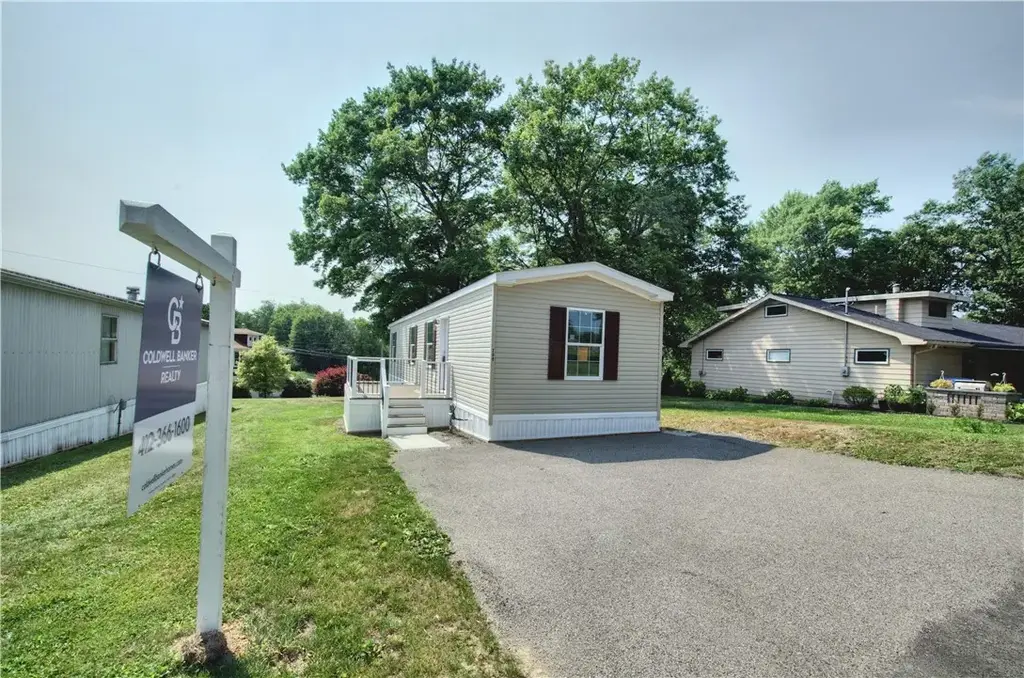 208 Cedar Lane , Middlesex