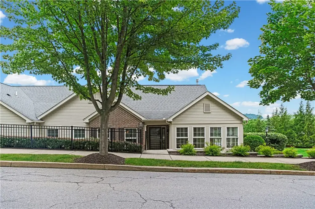 1102 Wealdstone Road , Cranberry