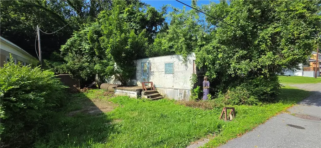 139 Somerset Avenue , Conemaugh