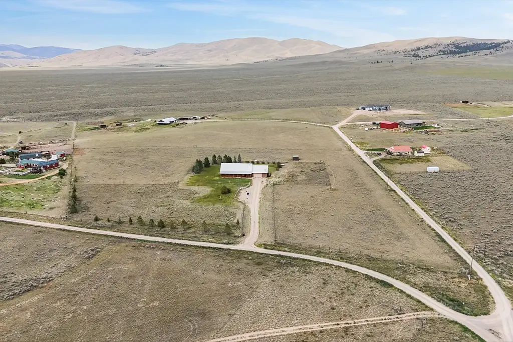 5824 Racehorse Loop, Helena