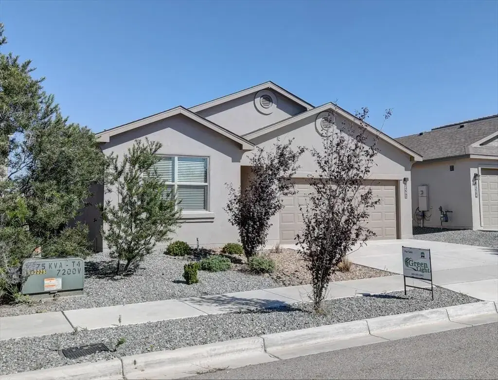 2590 Camino Plata Loop Ne, Rio Rancho