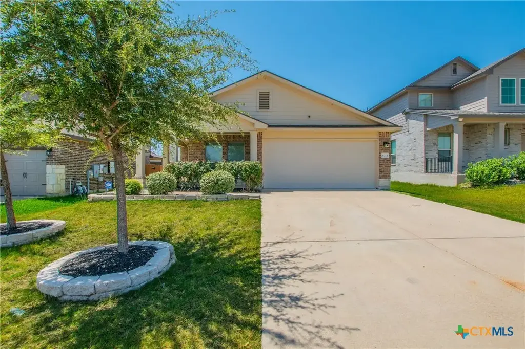 8715 Hidden Oaks Drive, Temple