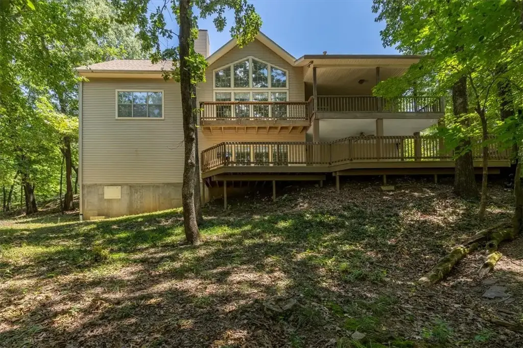 1700 N Applebury Drive, Fayetteville