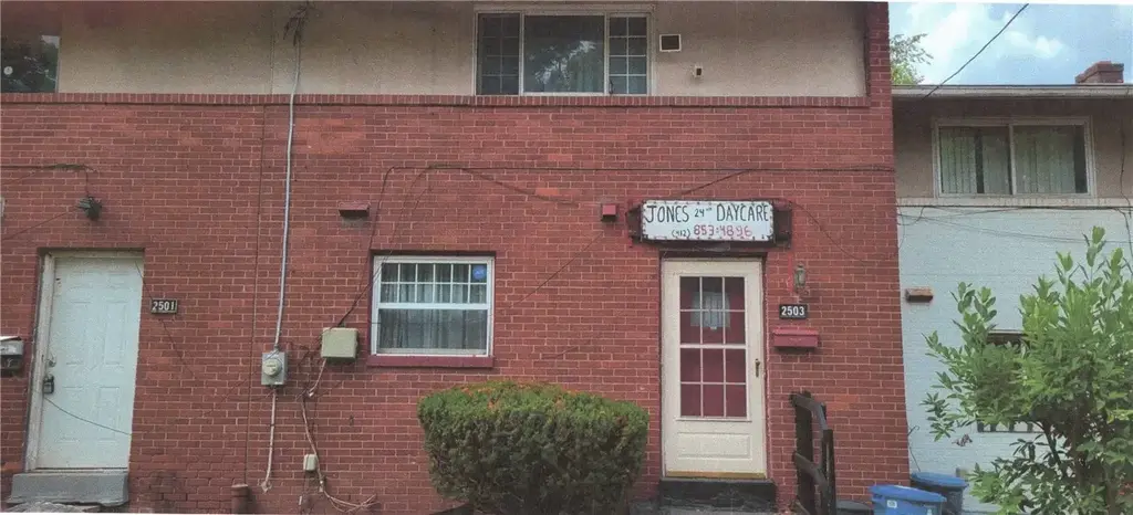 2503 Park Hill Drive, East Hills