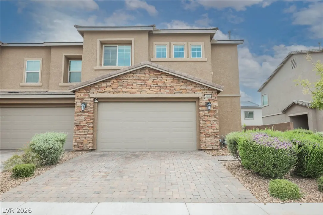 Photo of Listing #2799052