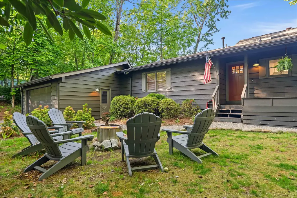 233 Narrows Road, Sapphire
