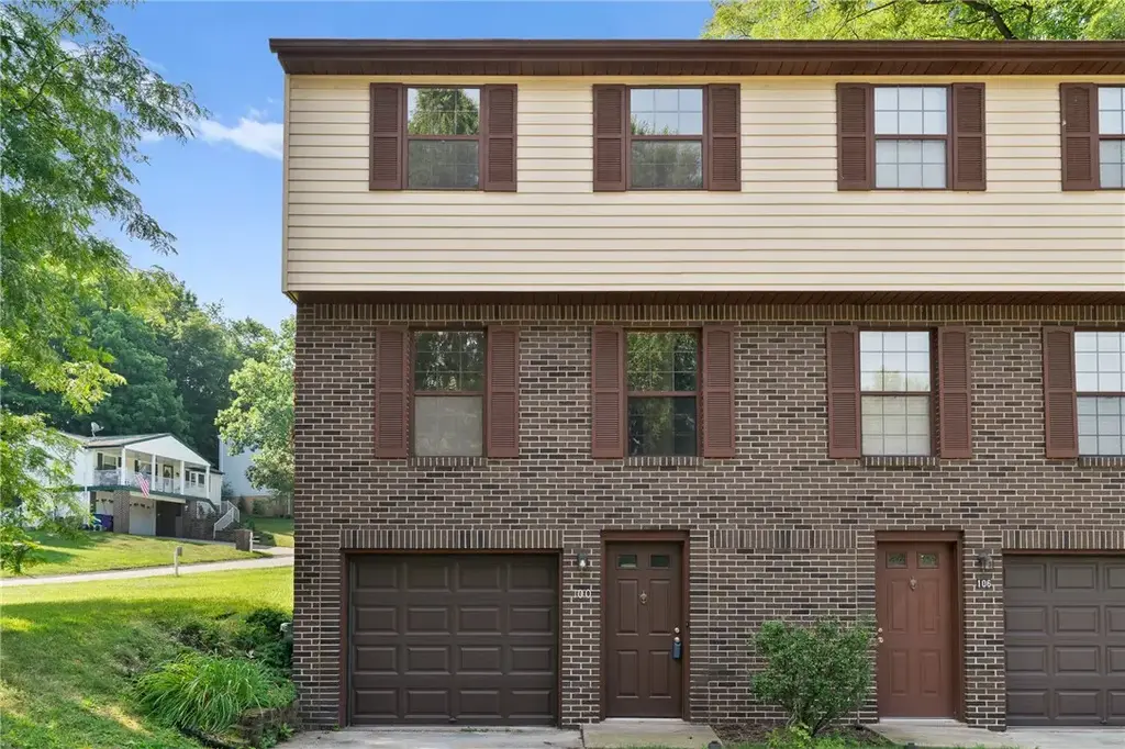 100 Duquesne Boulevard , Plum Boro