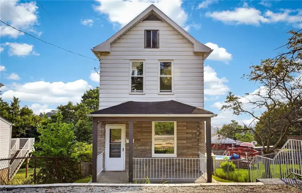 5757 Lauder Street , Lincoln Place