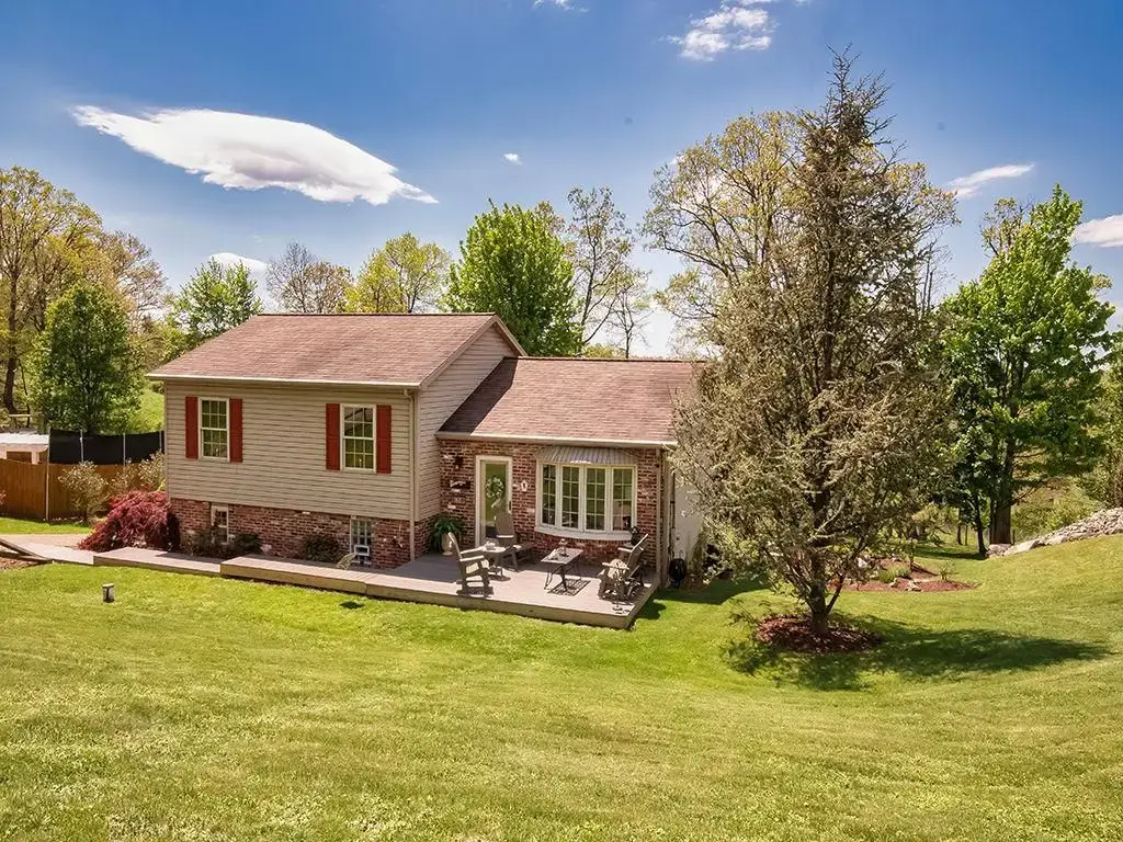 638 Knoll Lane, Upper Burrell