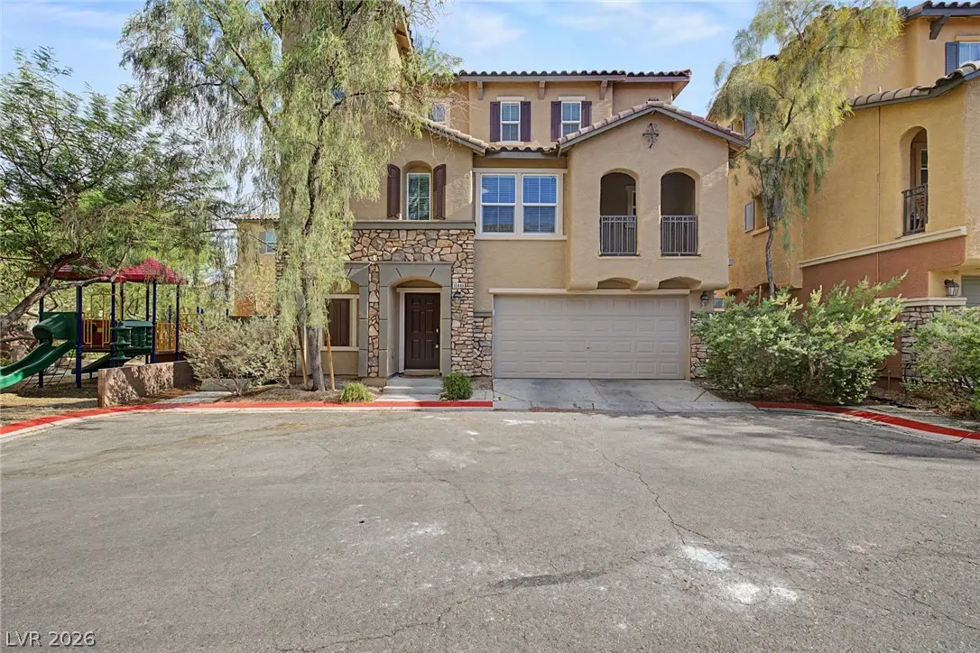 Photo of Listing #2800844