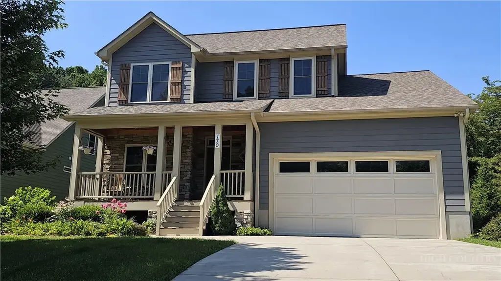170 West Town Way, West Jefferson