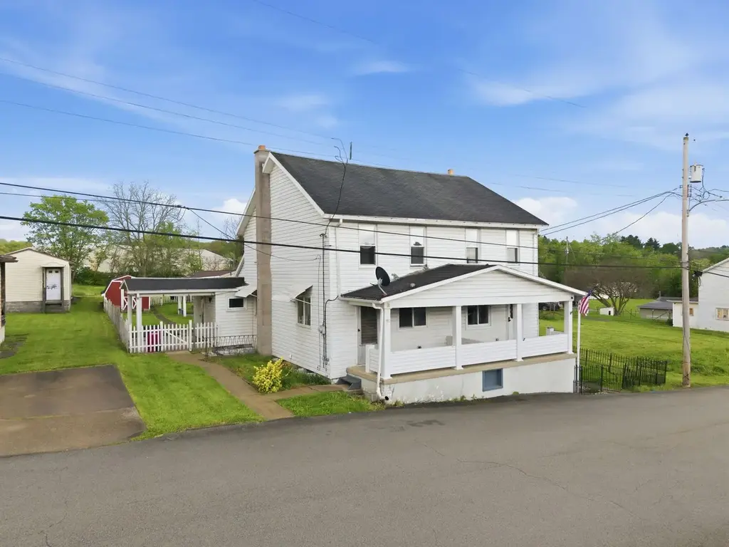 174/176 Roosevelt Way, Salem